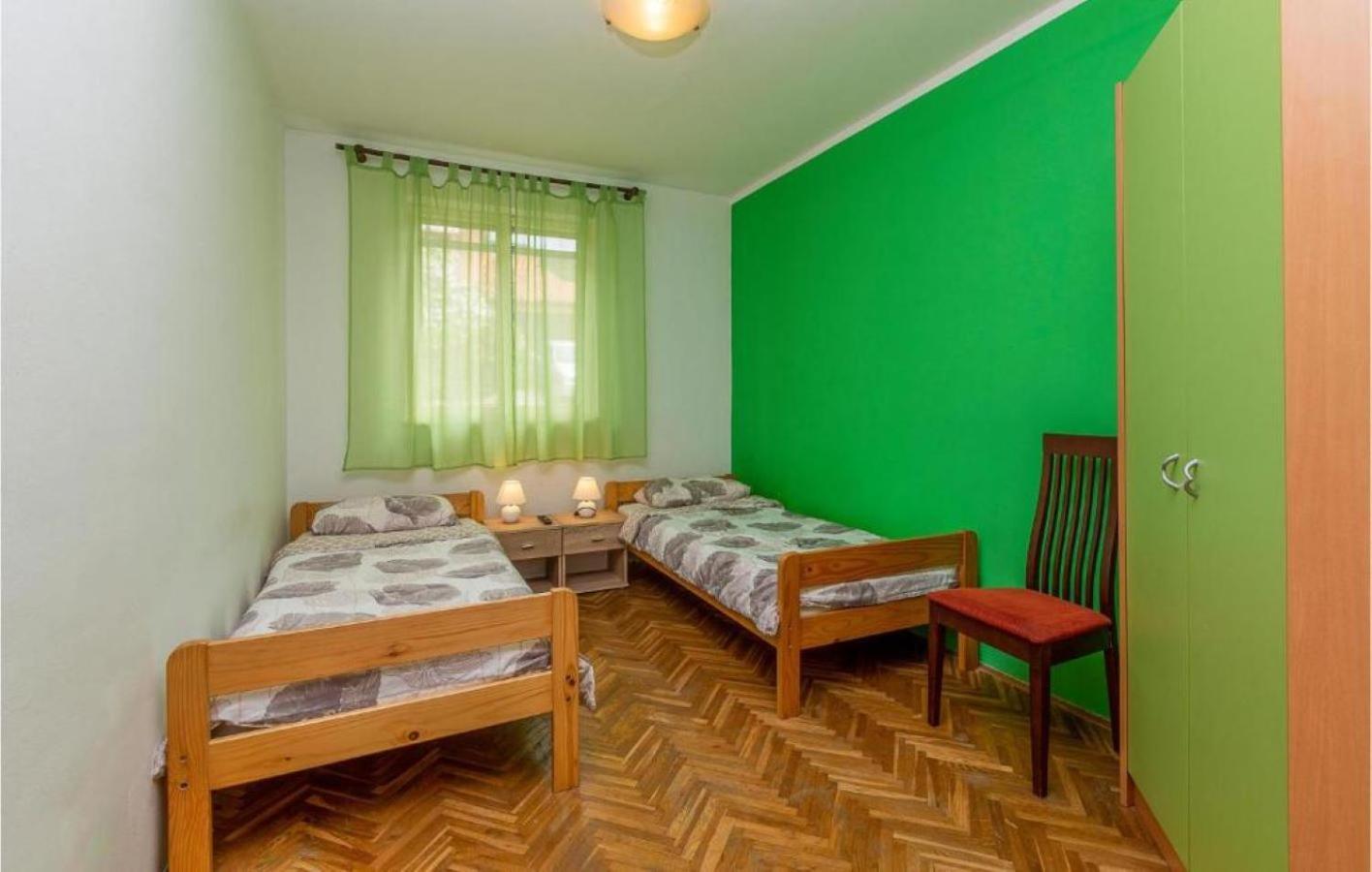 Apartman Ema 4+2 Koromačno Exterior foto