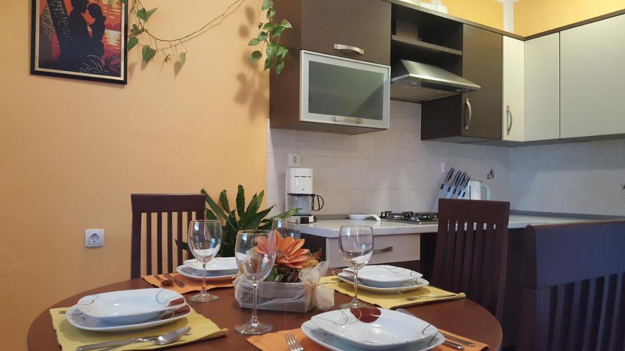Apartman Ema 4+2 Koromačno Exterior foto