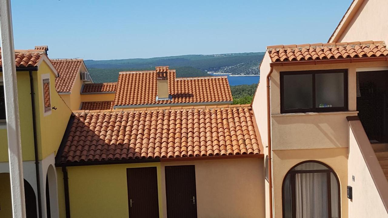 Apartman Ema 4+2 Koromačno Exterior foto